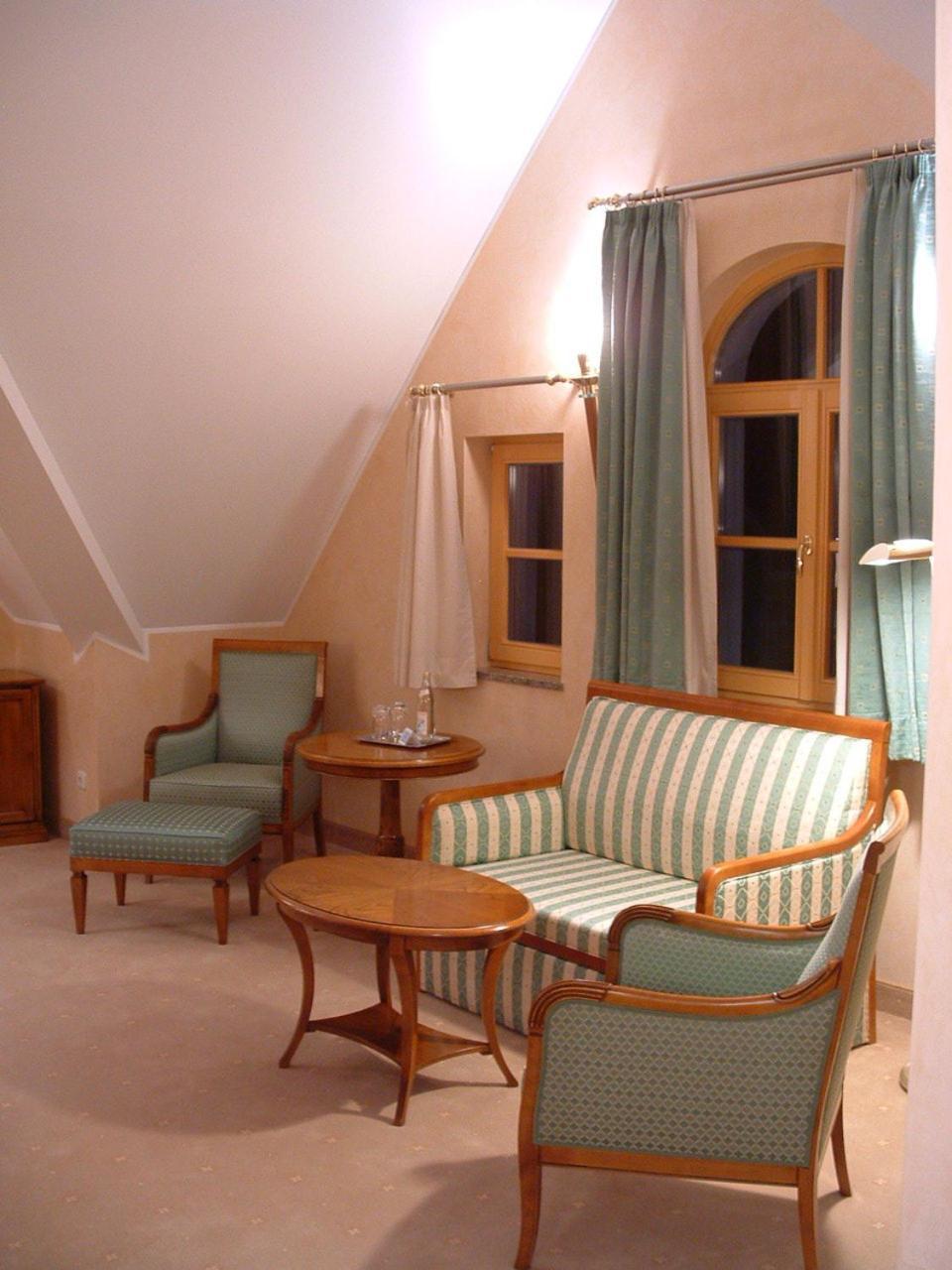 Altstadthotel Braeuwirt Weiden in der Oberpfalz Esterno foto