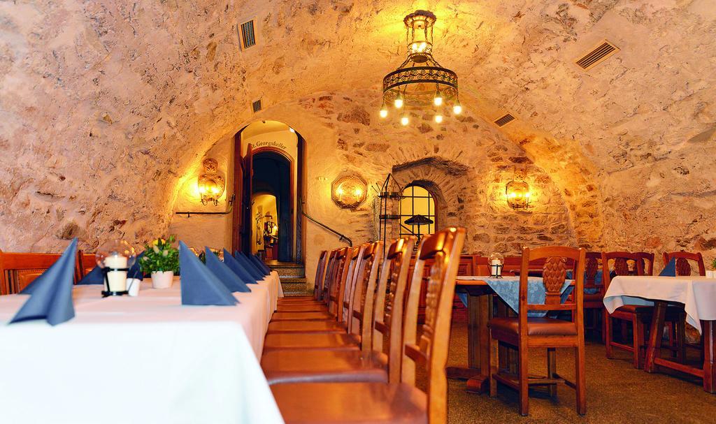 Altstadthotel Braeuwirt Weiden in der Oberpfalz Esterno foto