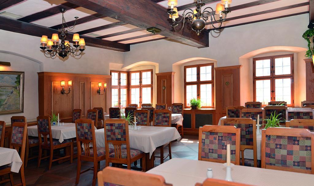 Altstadthotel Braeuwirt Weiden in der Oberpfalz Esterno foto