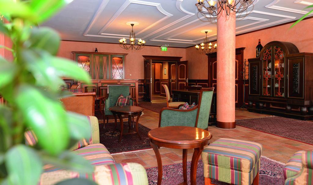 Altstadthotel Braeuwirt Weiden in der Oberpfalz Esterno foto
