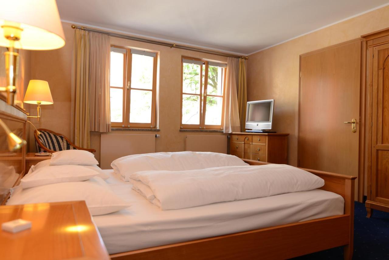 Altstadthotel Braeuwirt Weiden in der Oberpfalz Esterno foto